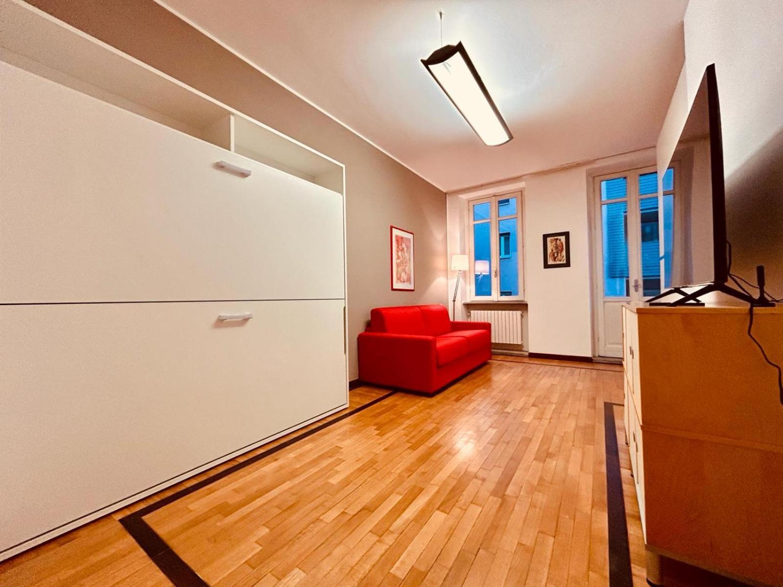 Kibilu - Via Medaglie D'Oro Centro Citta Con Parcheggio Apartment Varese Exterior photo